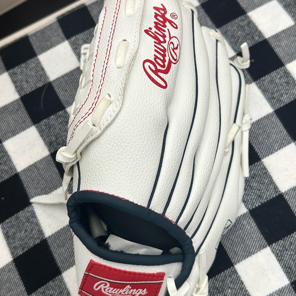 St. Louis Cardinals White Rawlings Glove for Left Hander PLS24 T-Ball Ba… - Picture 4 of 10